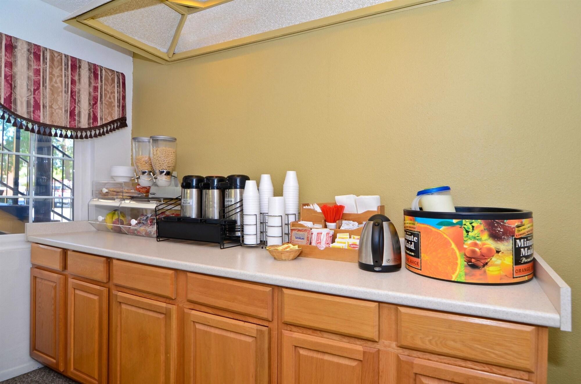 Americas Best Value Inn - Chico Restaurant foto